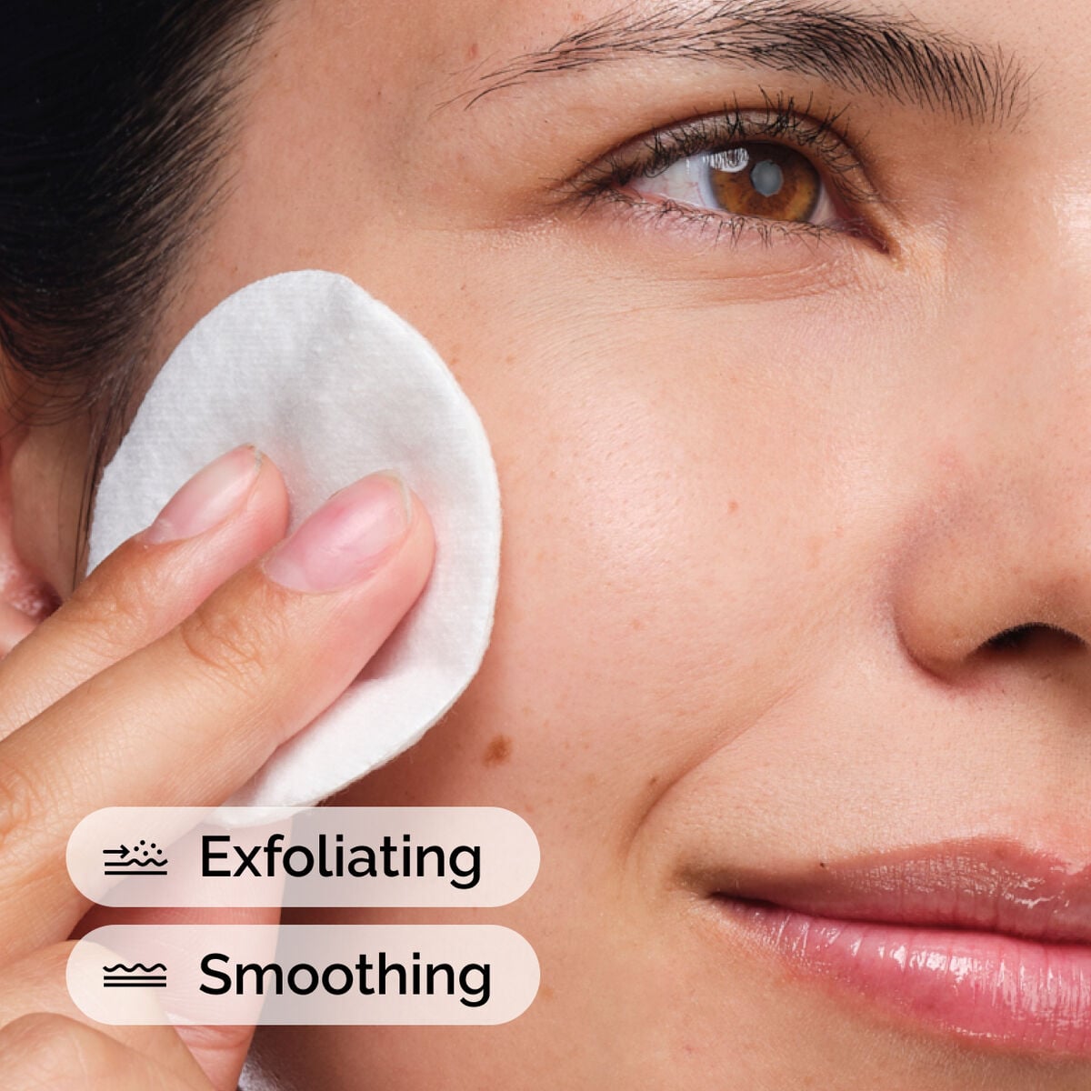 glycolic-acid-7-exfoliating-toner-l6 ord-glycolic-acid-exfoliating-toner-model-application-with-benefits.jpg