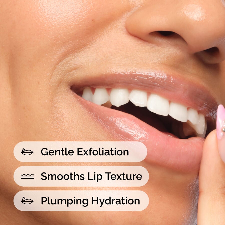 pha-5-exfoliating-lip-serum-z6 ord-pha-5pct-lip-exfoliating-serum-model-application.jpg